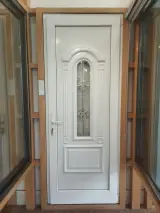 درب و پنجره UPVC و آلومینیوم اسپادانا