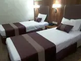 هتل آپارتمان پارسیان