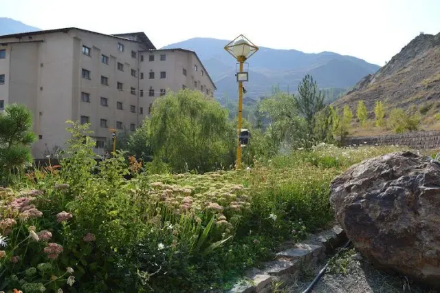 Gajereh Hotel
