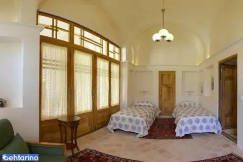 اقامتگاه سنتی سرای درب باغ کاشان