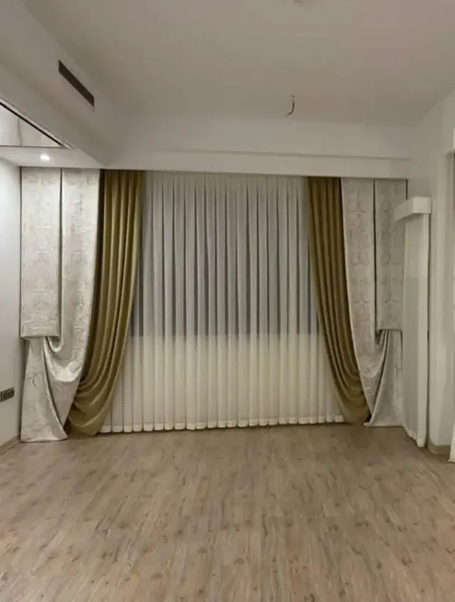 پرده تینا