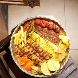 رستوران و سفره خانه آرا خوان