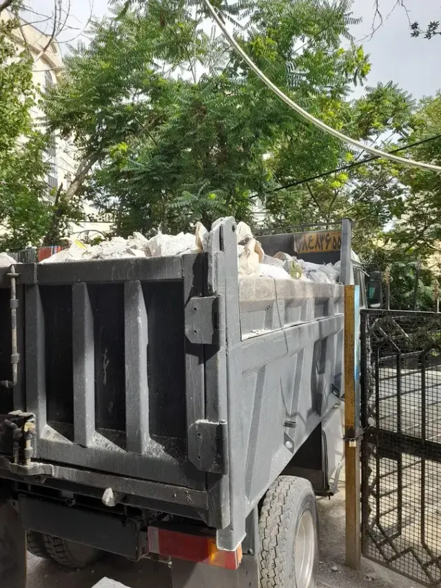 حمل نخاله و خاکبرداری سیاوشی