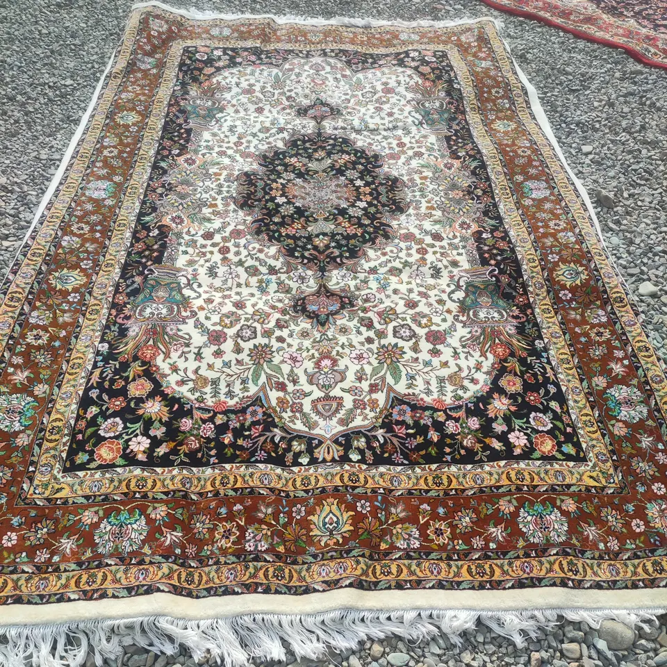 قالیشویی درنا