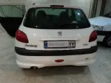 نصب دزدگیر فابریک خودرو