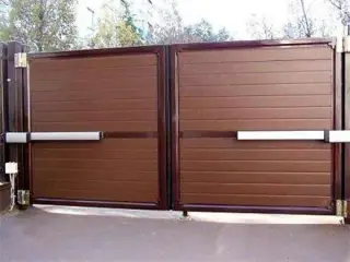 کالیپسو , فک , بتا , گوچی , سیماران , بنینکا , فدینی , میلان بارزانته , زومر , سوزوکی , لایف , نایس , یال و .. (حتی در تعطیلات)