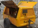 اجاره کمپرسور باد جهت تخریب بتن و حفره چاه
