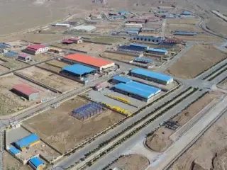 فروش زمین صنعتی با فنداسیون سوله در شهرک صنعتی اشتهارد
