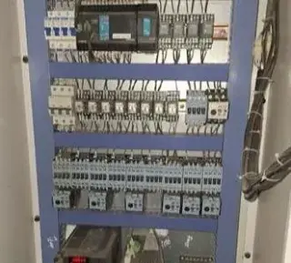 خدمات برق صنعتی ، اتوماسیون صنعتی و برنامه نویسی PLC و HMI