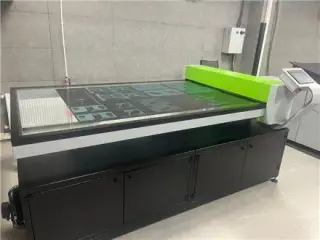 دستگاه نوردهی کلیشه LED