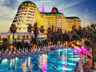 تور کیش با پرواز معراج اقامت در هتل هتل 5 ستاره امیرکبیر 5 ستاره