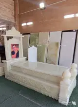نمایشگاه و فروشگاه سنگ مزار تک به مدیریت آقای نظری در تهران