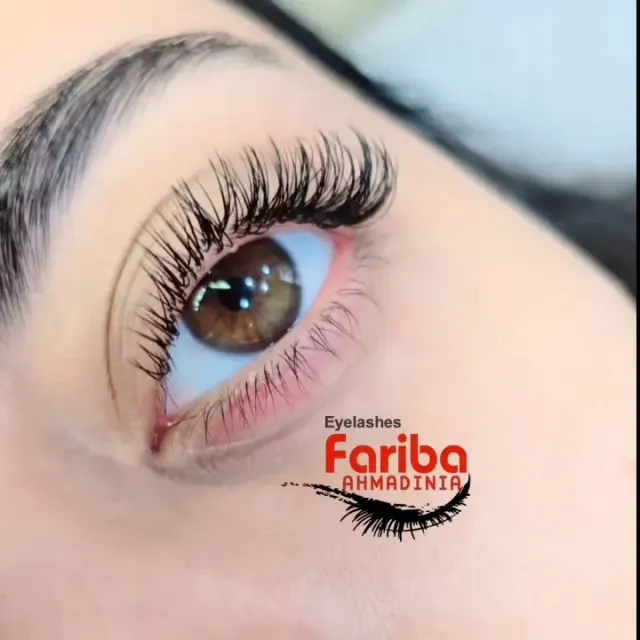 مرکز تخصصی مژه و ناخن فریبا احمدی نیا