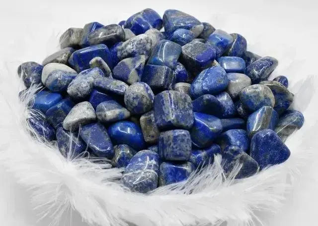 انواع گوهر سنگ های معدنی راف و نگین