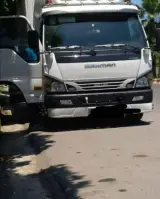 خدمات باربری و اثاث کشی معین در رشت
