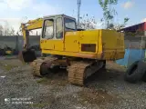 لوازم نو و استوک بیل های مکانیکی و بلدیزر و دستگاه های راه سازی استوک یدک لطفی در رشت