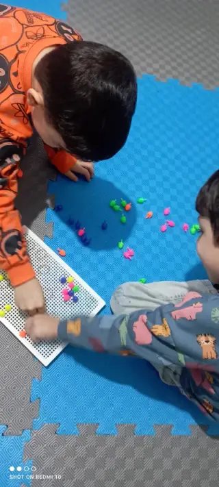 روانشناس و مشاور آذین سلیمی