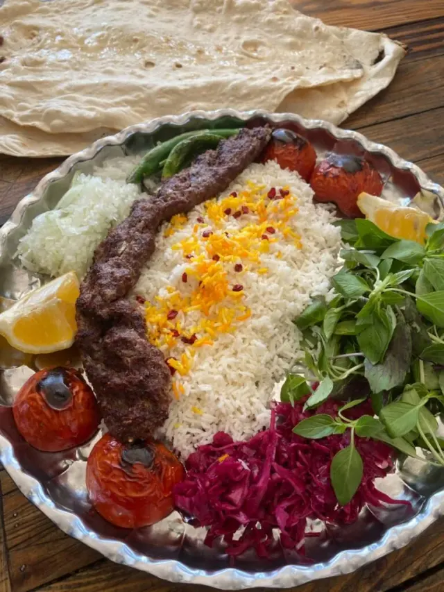 کافه رستوران چشم آبی در آستارا