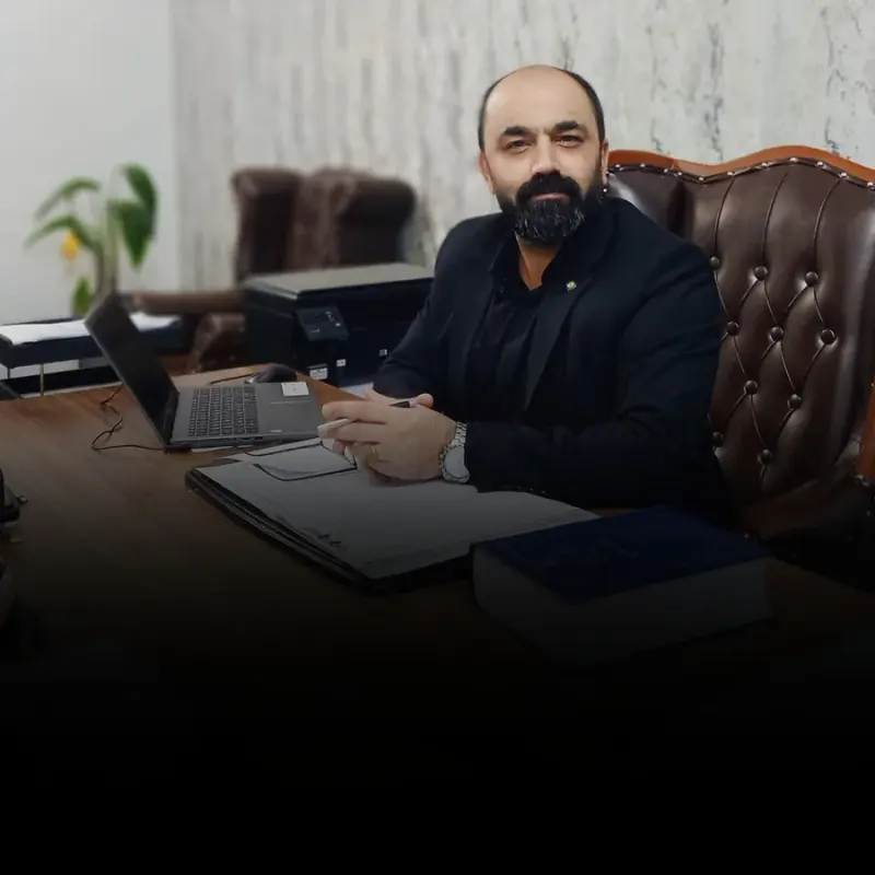 وکیل پایه یک دادگستری حسنی