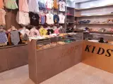 فروشگاه پوشاک بچگانه و زنانه یگانه