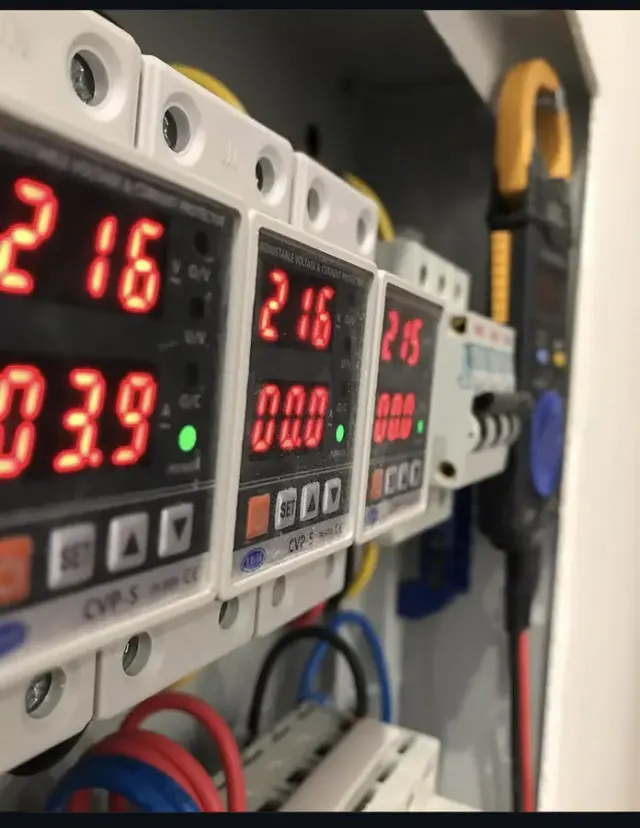 خدمات برق ساختمان و ایفون تصویری علی