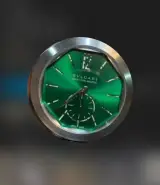 گالری ساعت مروارید سیاه در بندرانزلی
