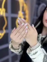 خدمات تخصصی ناخن آیدا