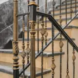 مجری نرده پله و درب پارکینگی آرکا صنعت