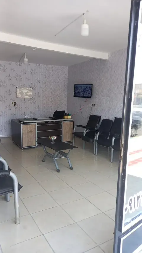 مشاور املاک اندیشه
