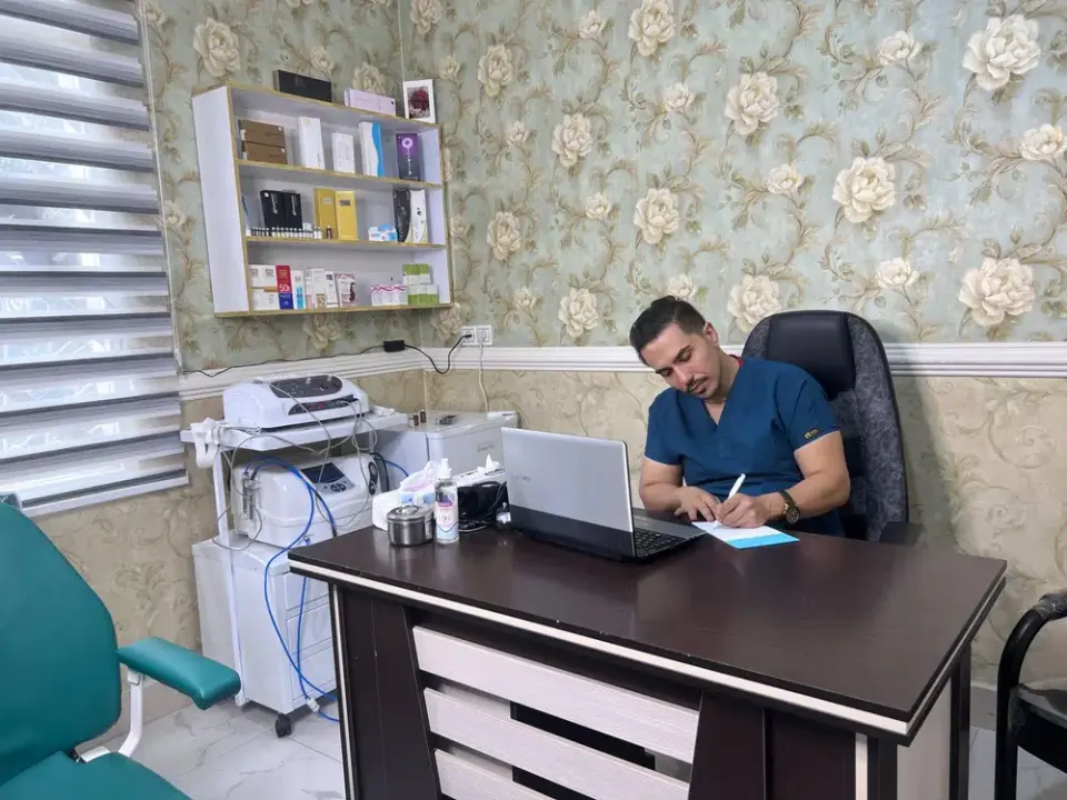 کلینیک پوست ، مو و زیبایی دکتر اوکی