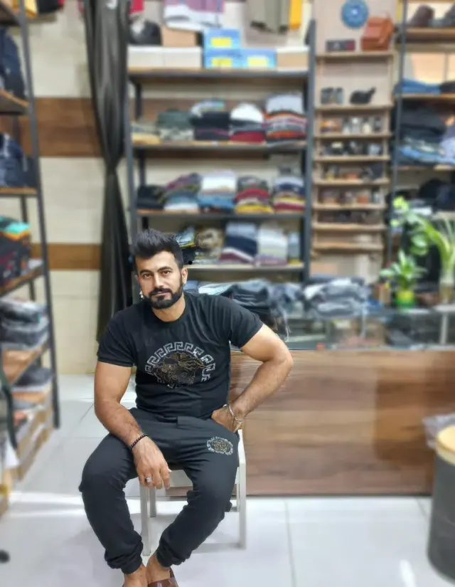 بوتیک بوگاتی پاساژ پارسیان