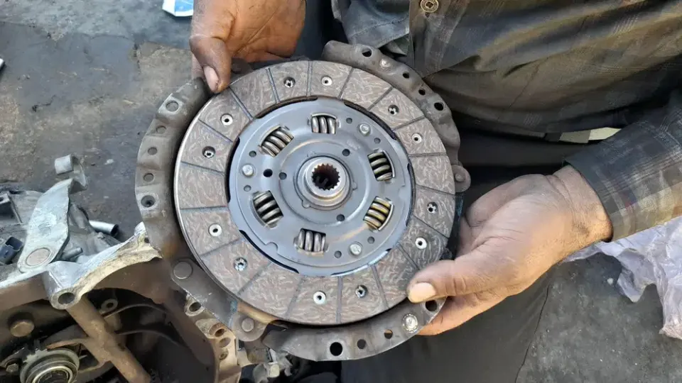 مکانیکی عادل
