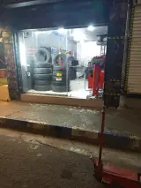 پنچرگیری و لاستیک فروشی دکتر تایر