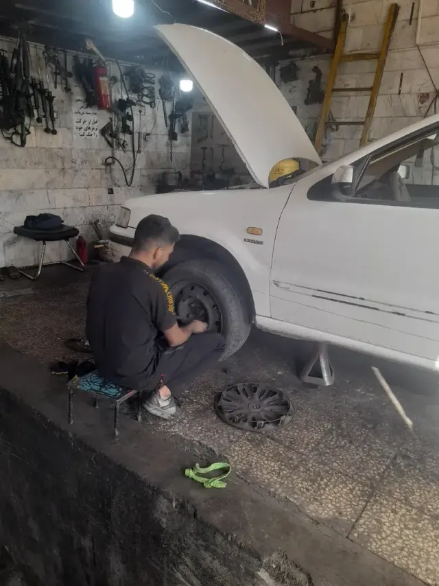 جلوبندی و کمک فنر سازی علی رضا