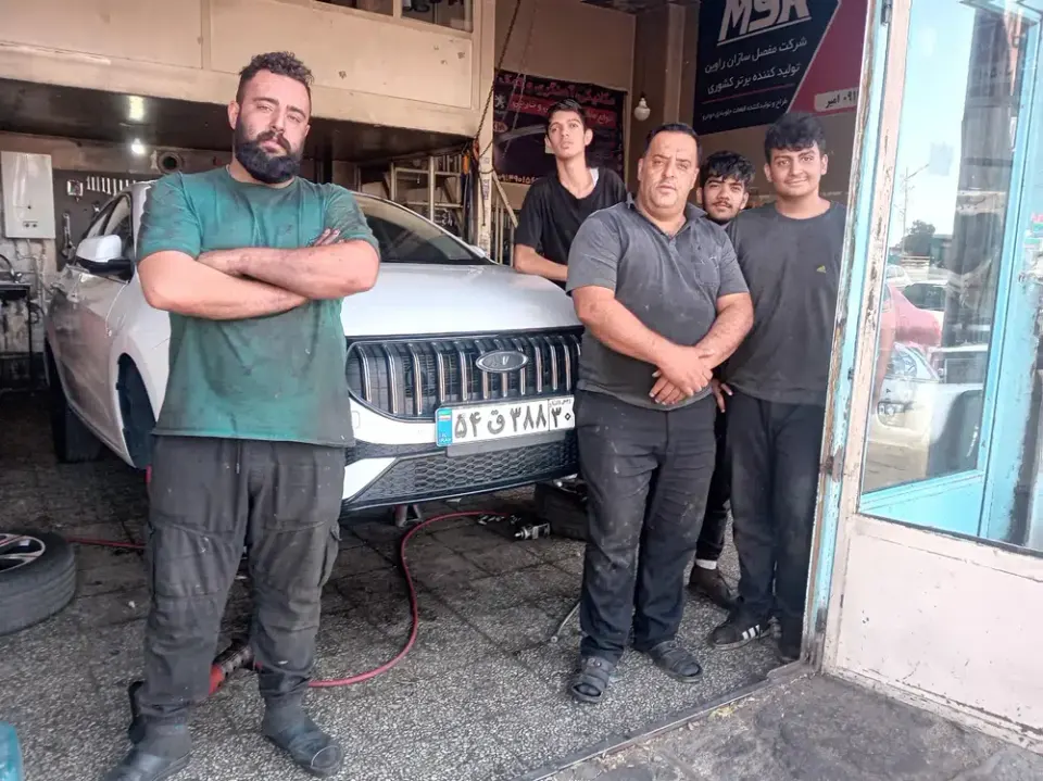 تعمیرگاه احد خطیبی