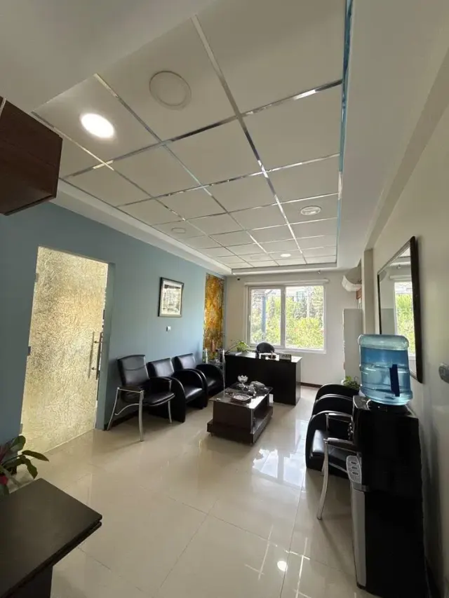مطب دندان پزشکی دکتر رجبی کیا