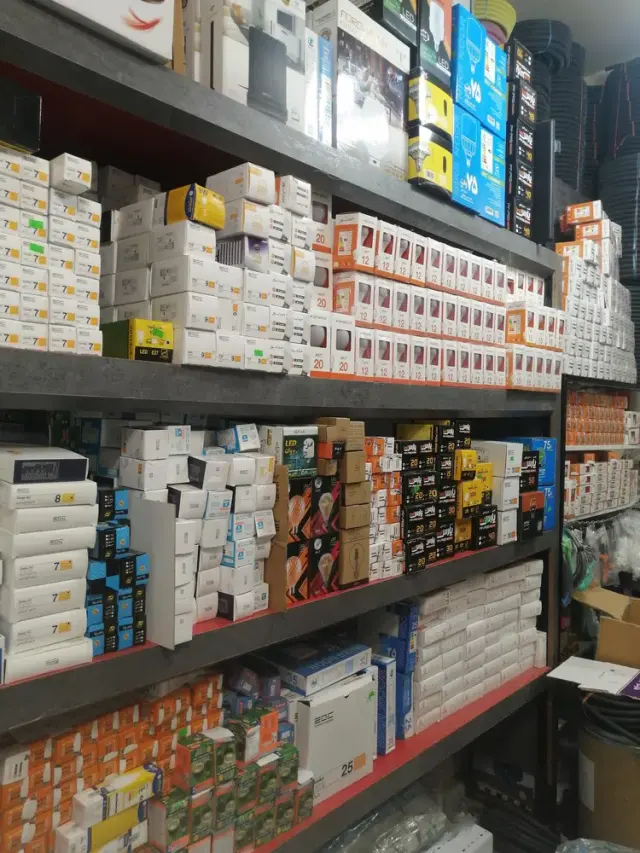 تاسیسات الکتریکی (( نورا الکتریک ))