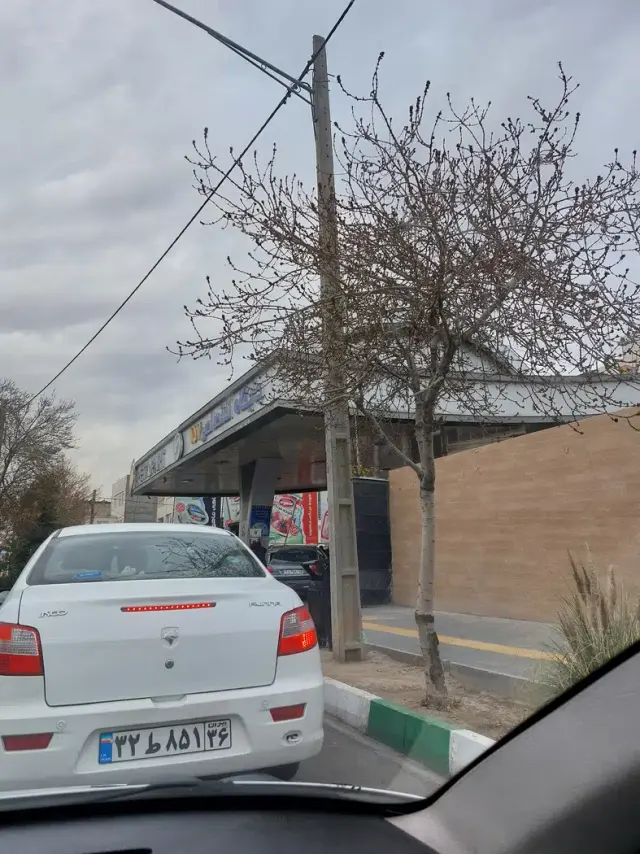 پمپ بنزین شماره 157