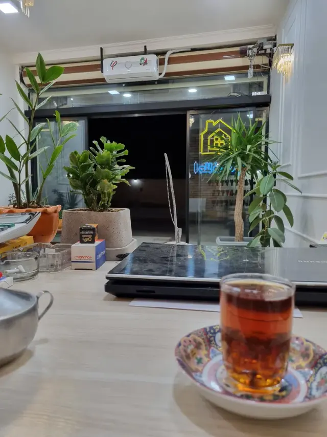 املاک تاج
