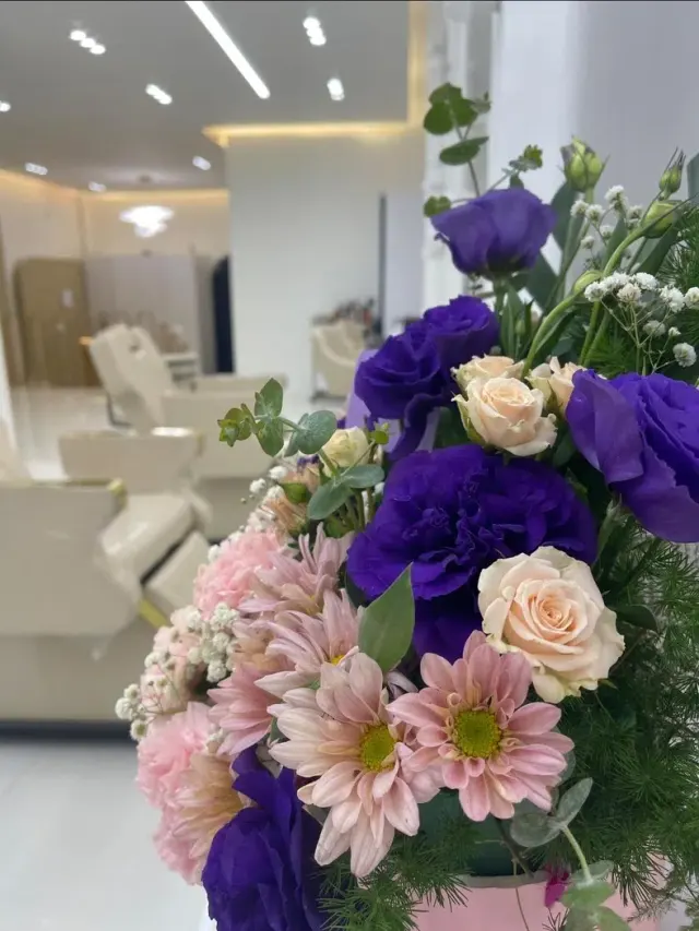 سالن زیبایی ملکه