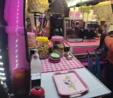 کافه پاستیل در شاهین شهر