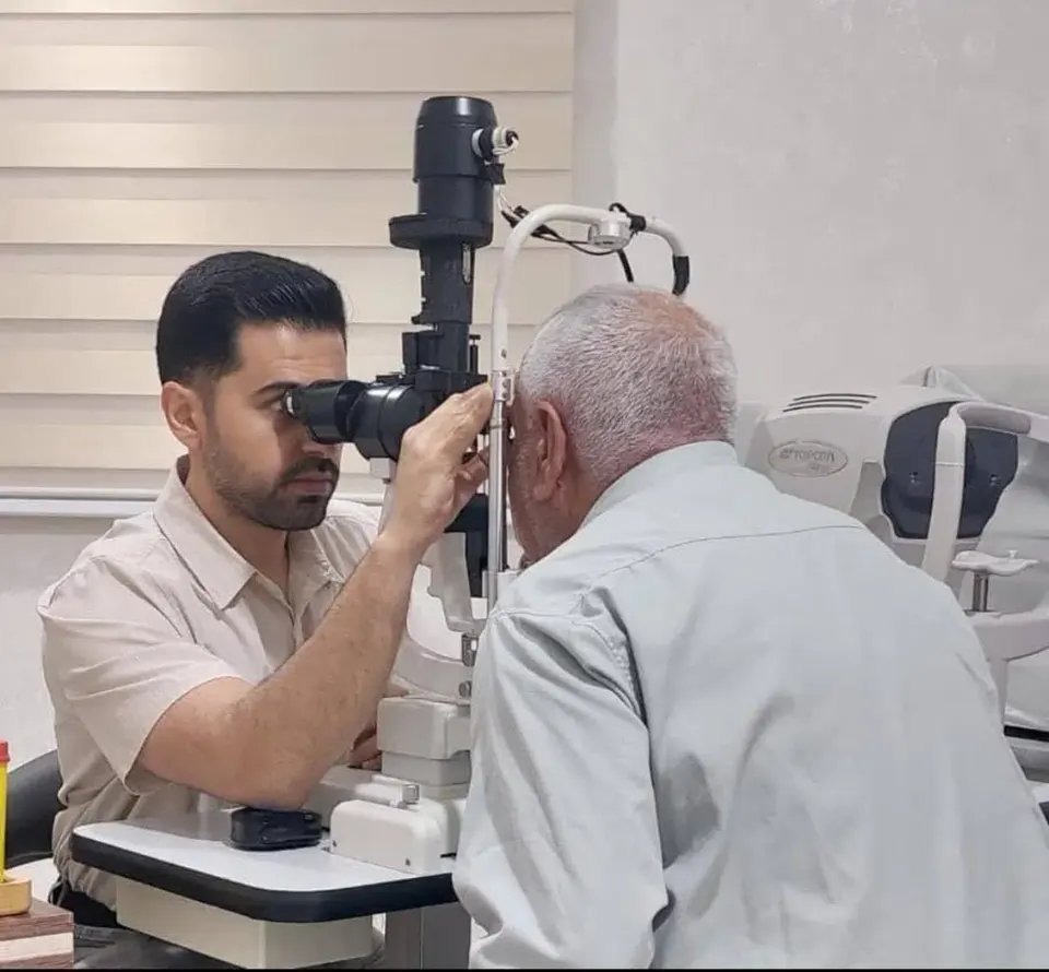 کلینیک تخصصی چشم پزشکی رودان