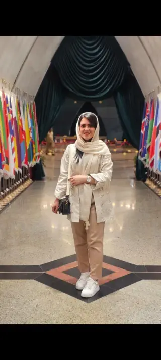 روانشناس و مشاور آذین سلیمی