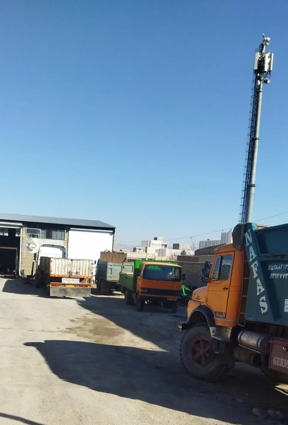 اتوسرویس وآپاراتی و مکانیکی سنگین شرف زاده