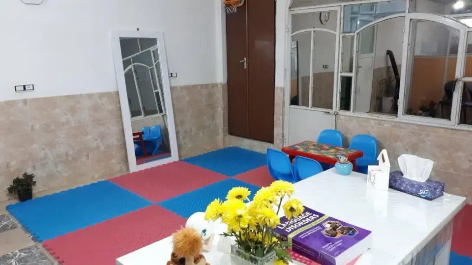 مطب گفتاردرمانی معصومه لعل