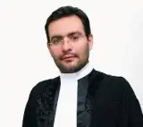 رضا احمدزاده وکیل پایه یک دادگستری