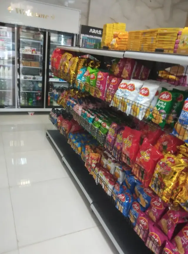 سوپر مارکت گلستان