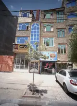 مشاور املاک طاها
