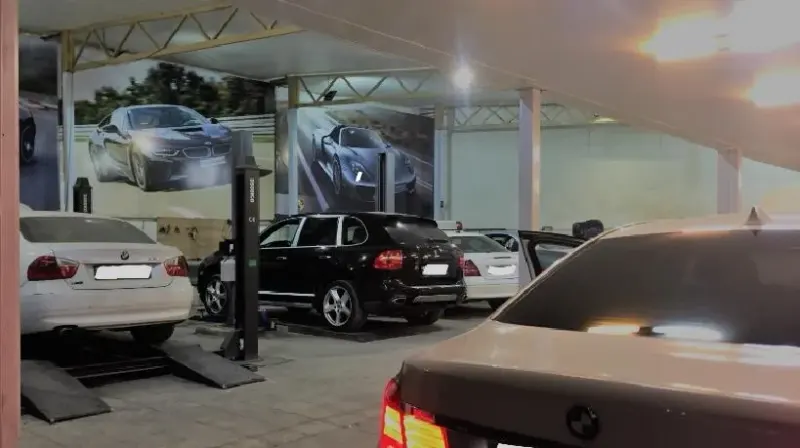 تعمیرگاه یورو کار سرویس (BMW)