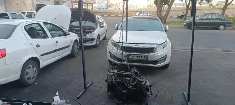 تعمیرگاه فوق تخصصی آرش و داود